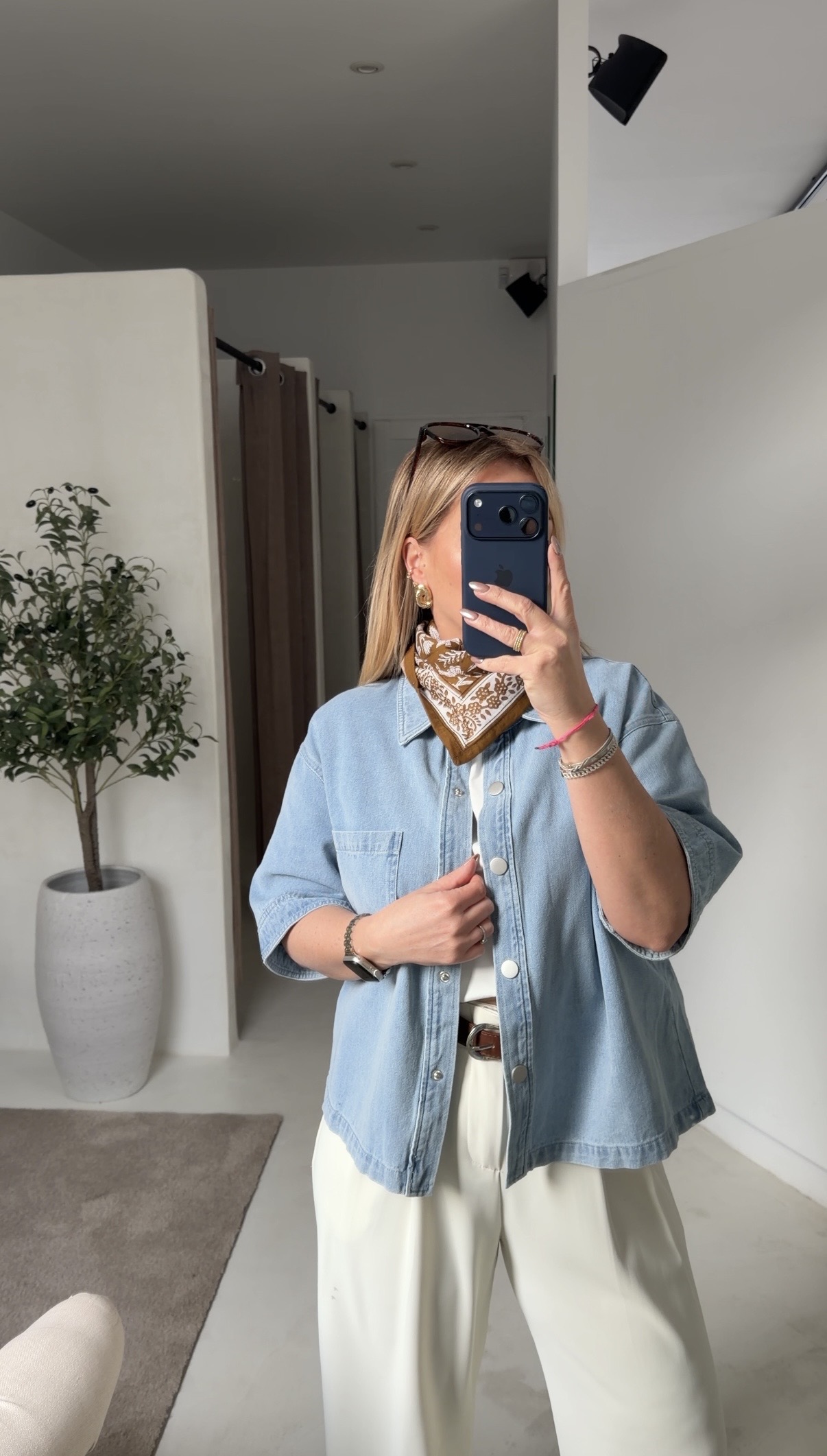 Chemise en jean sans manches — vue 2