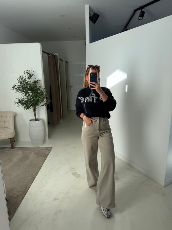 Pull molletonné bleu marine « so fine! »