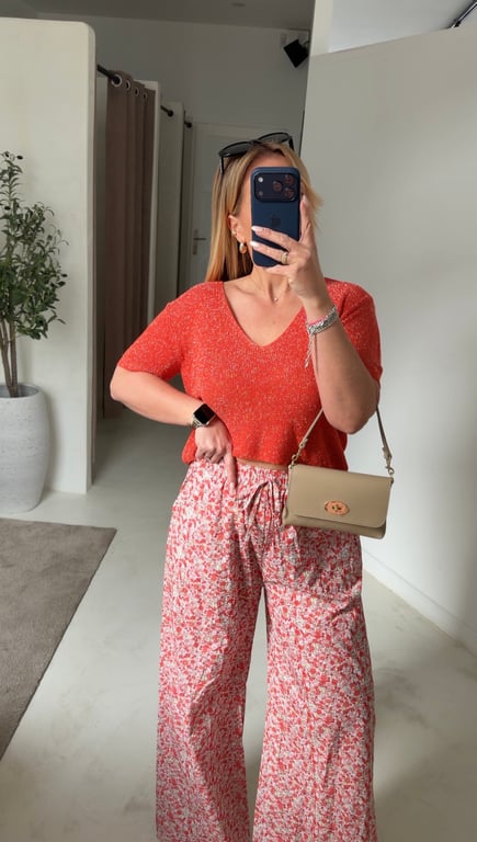 Pantalon léger à fleurs tons orangés — vue alternative