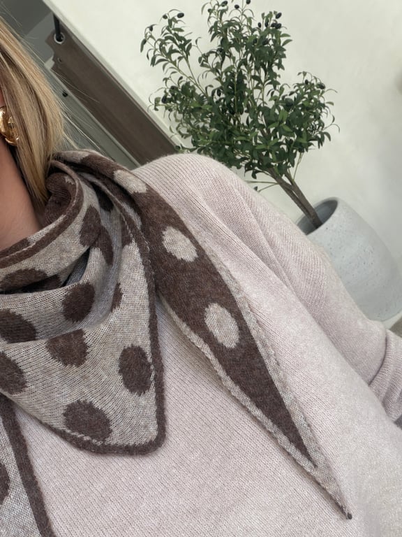 Foulard triangle à pois beige et marron réversible