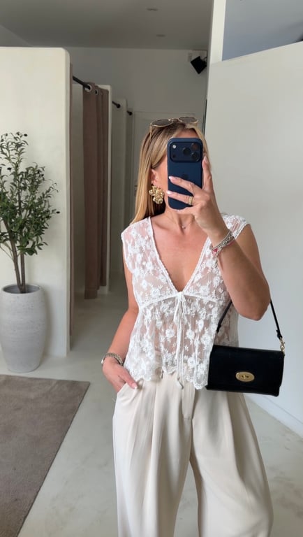 Gilet sans manches en dentelle blanc — vue alternative