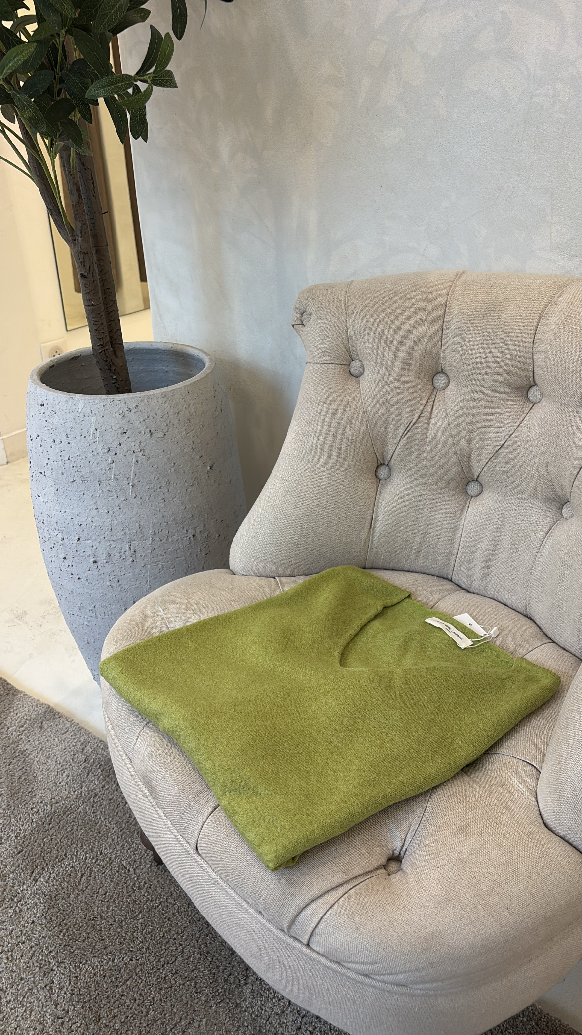 Pulls col V toucher cachemire — vue 14