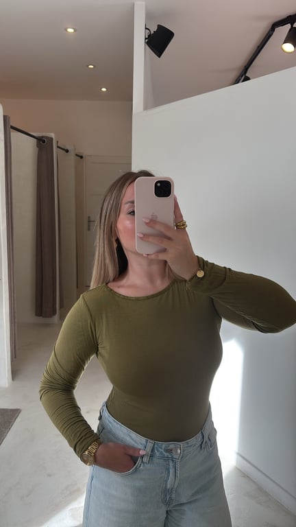 Top col rond seconde peau olive