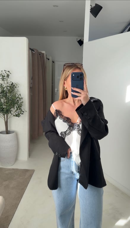 Débardeur effet soie blanc avec dentelle noire - Prêt-à-porter | Sodress - Vue alternative