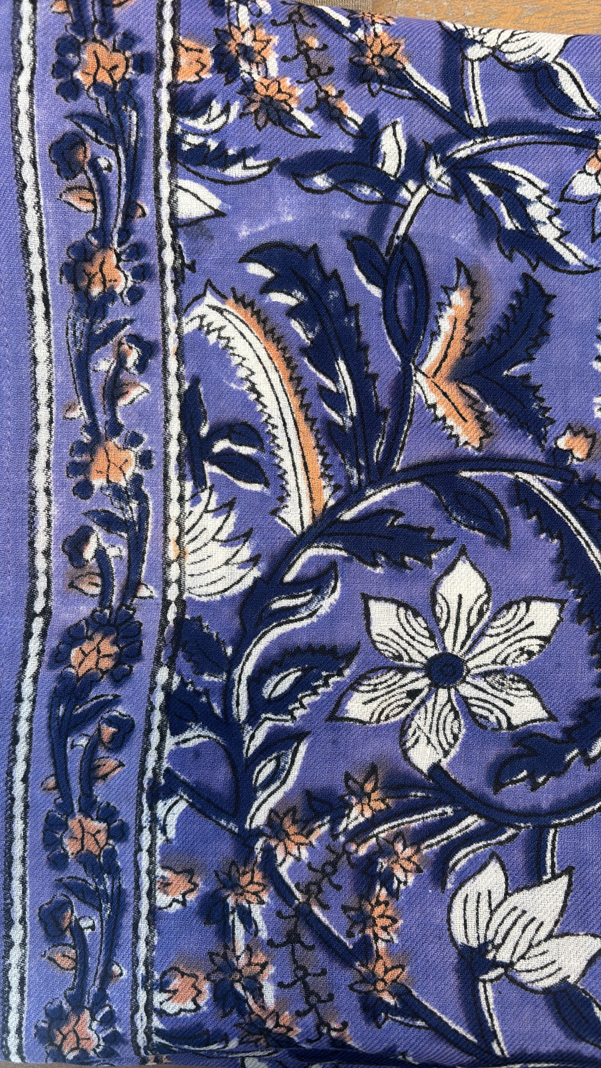Petit foulard à motifs — vue 20