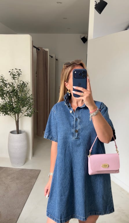Robe en jean bleu foncé col montant