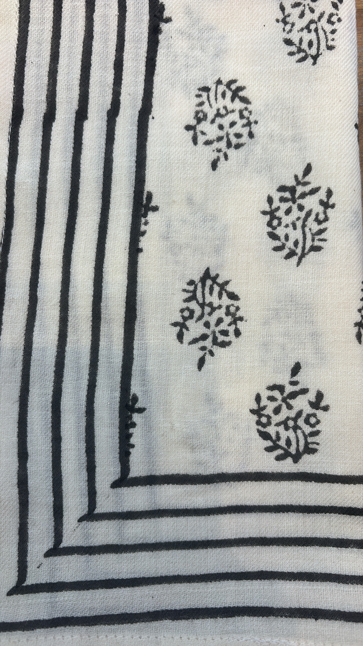 Petit foulard à motifs — vue 10