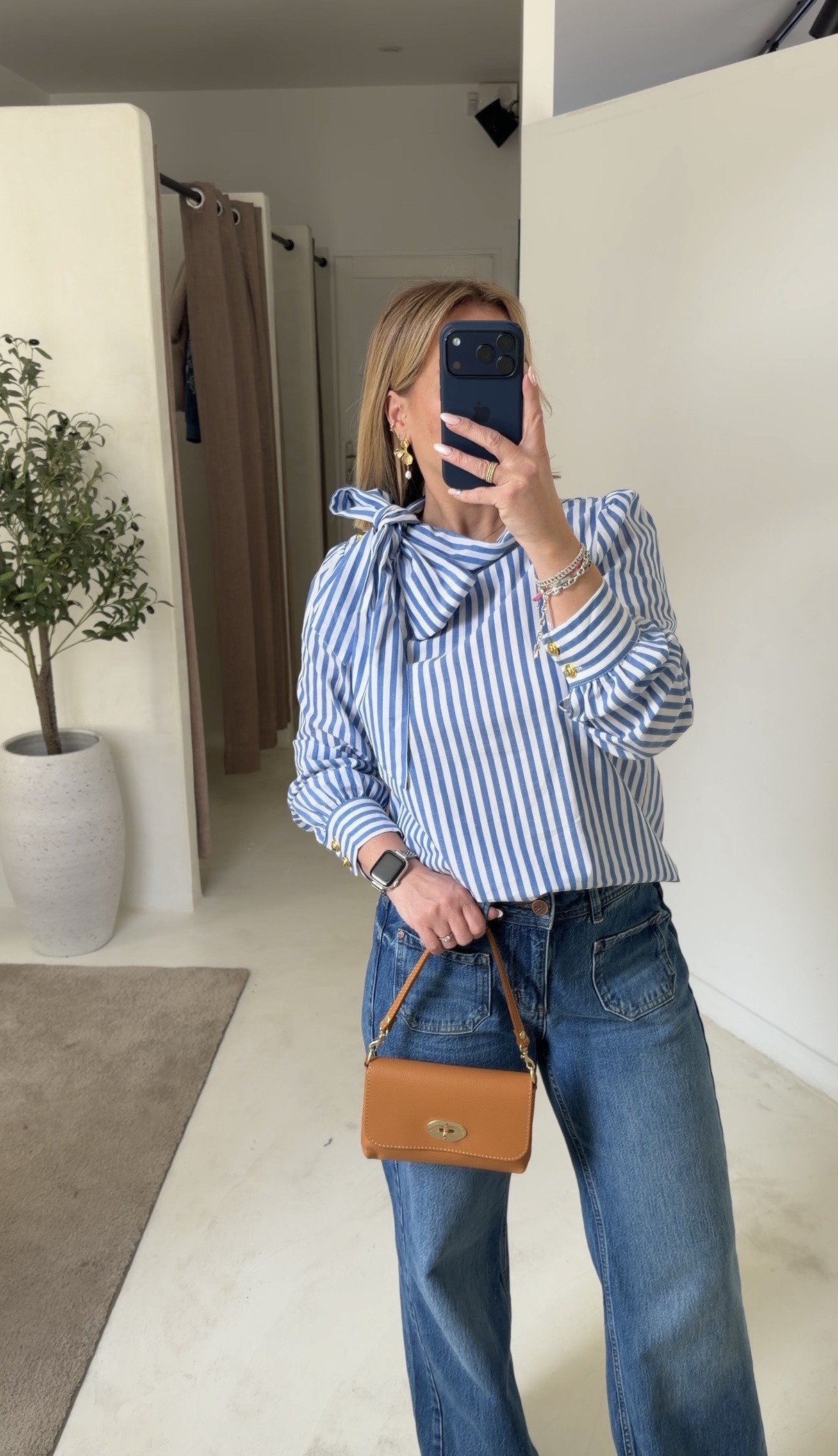 Blouse à rayures bleues et col à nouer — vue 2