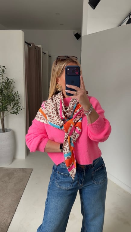 Grand foulard satiné léopard, couleurs bleu rose et orange - Echarpes & Foulards | Sodress