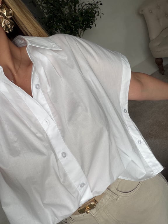Chemise manches courtes blanche détails boutons — vue alternative