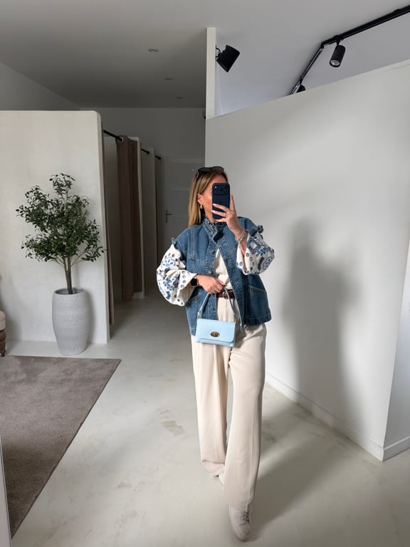 Veste en jean sans manches détails volants