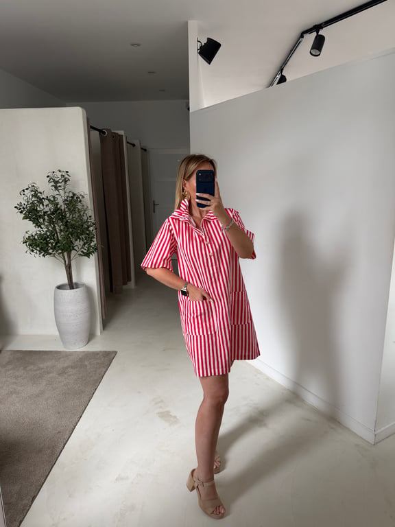 Robe droite rayée rouge et blanche