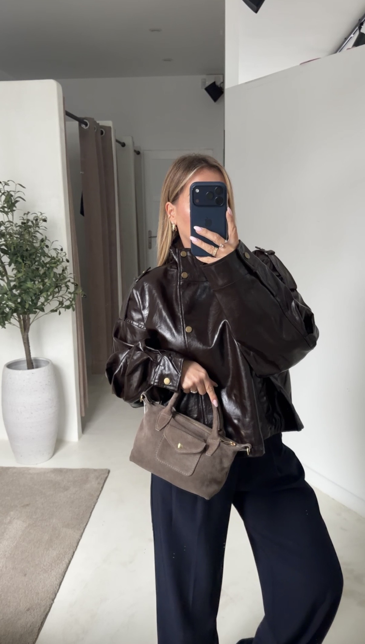 Veste simili cuir oversize marron — vue 3