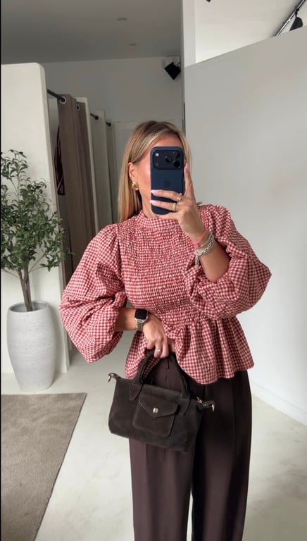Blouse vichy rouge détails froncés au buste — vue alternative