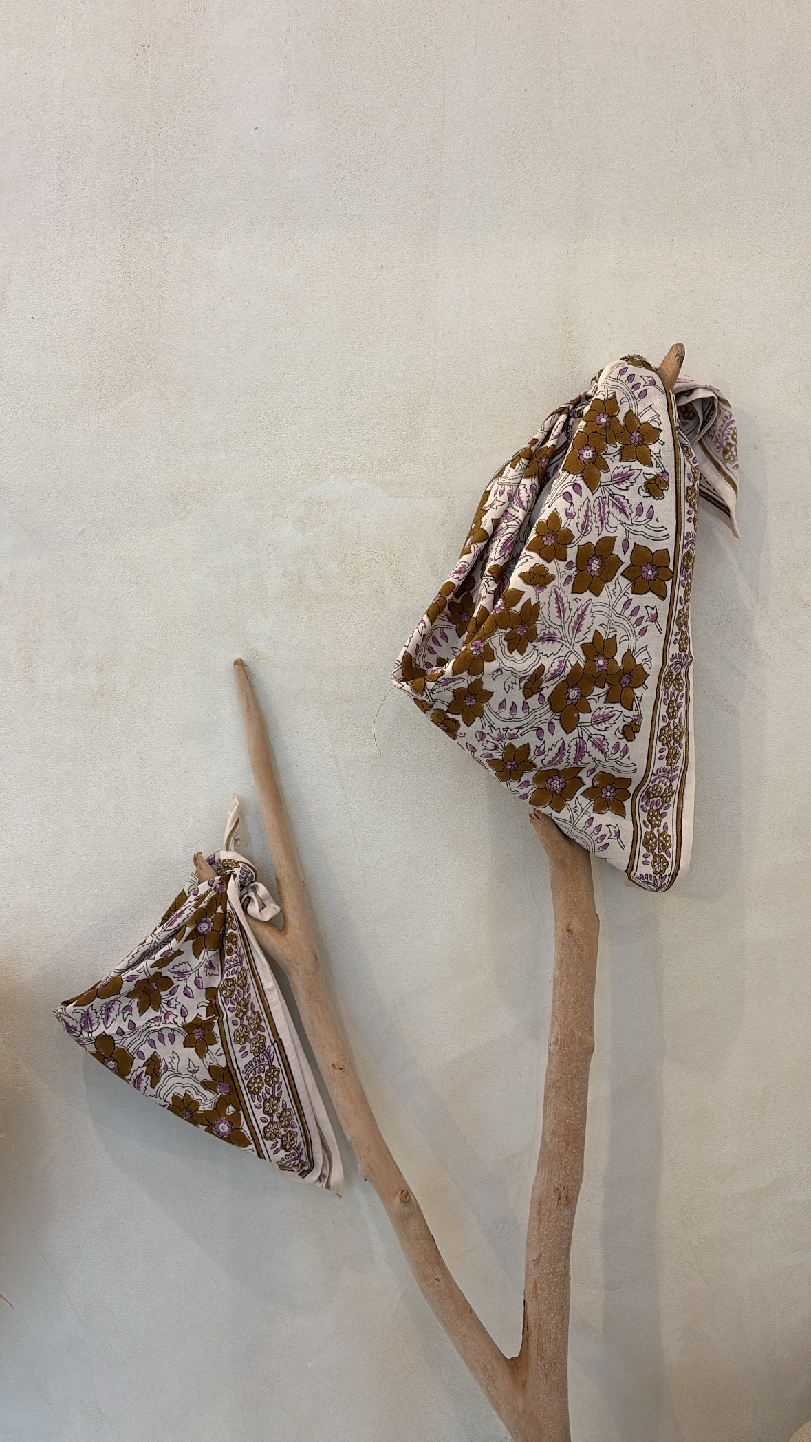 Grand foulard à motifs So Family — vue 5