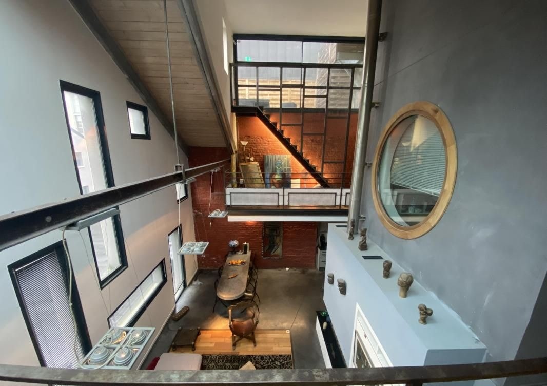 Loft 6 pièces 170 m²