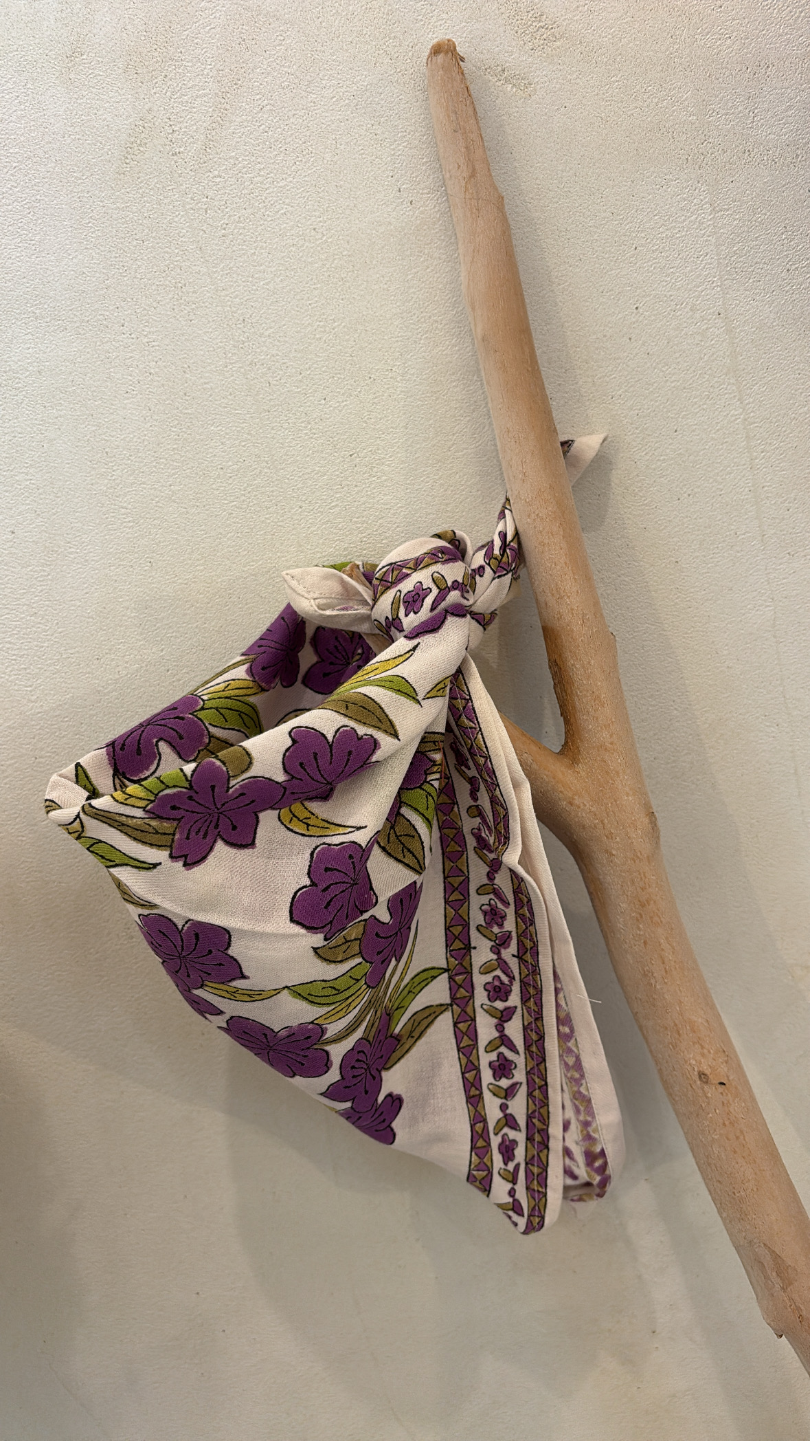 Petit foulard à motifs — vue 5