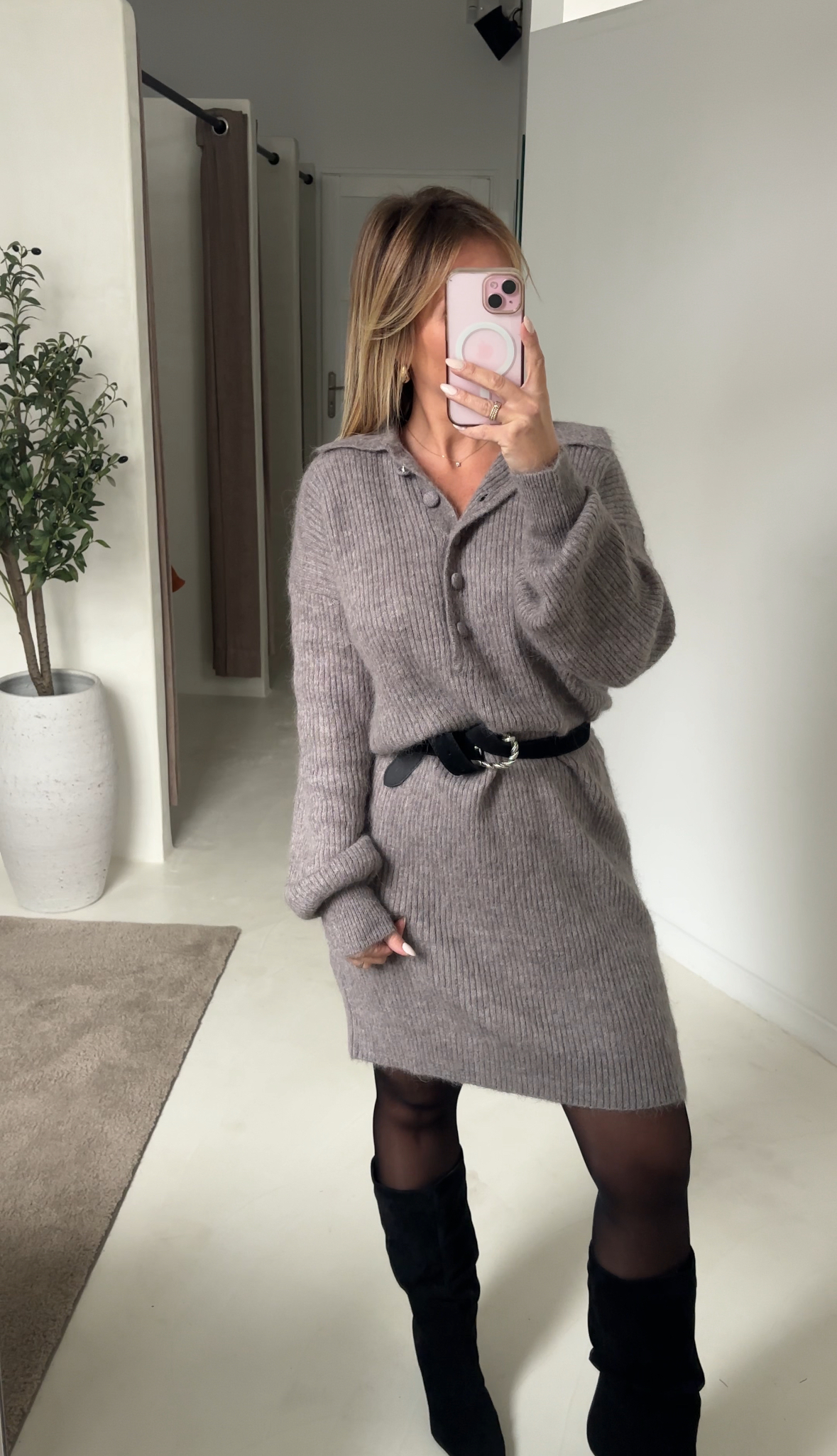 Robe midi en maille gris avec col et boutons — vue 2