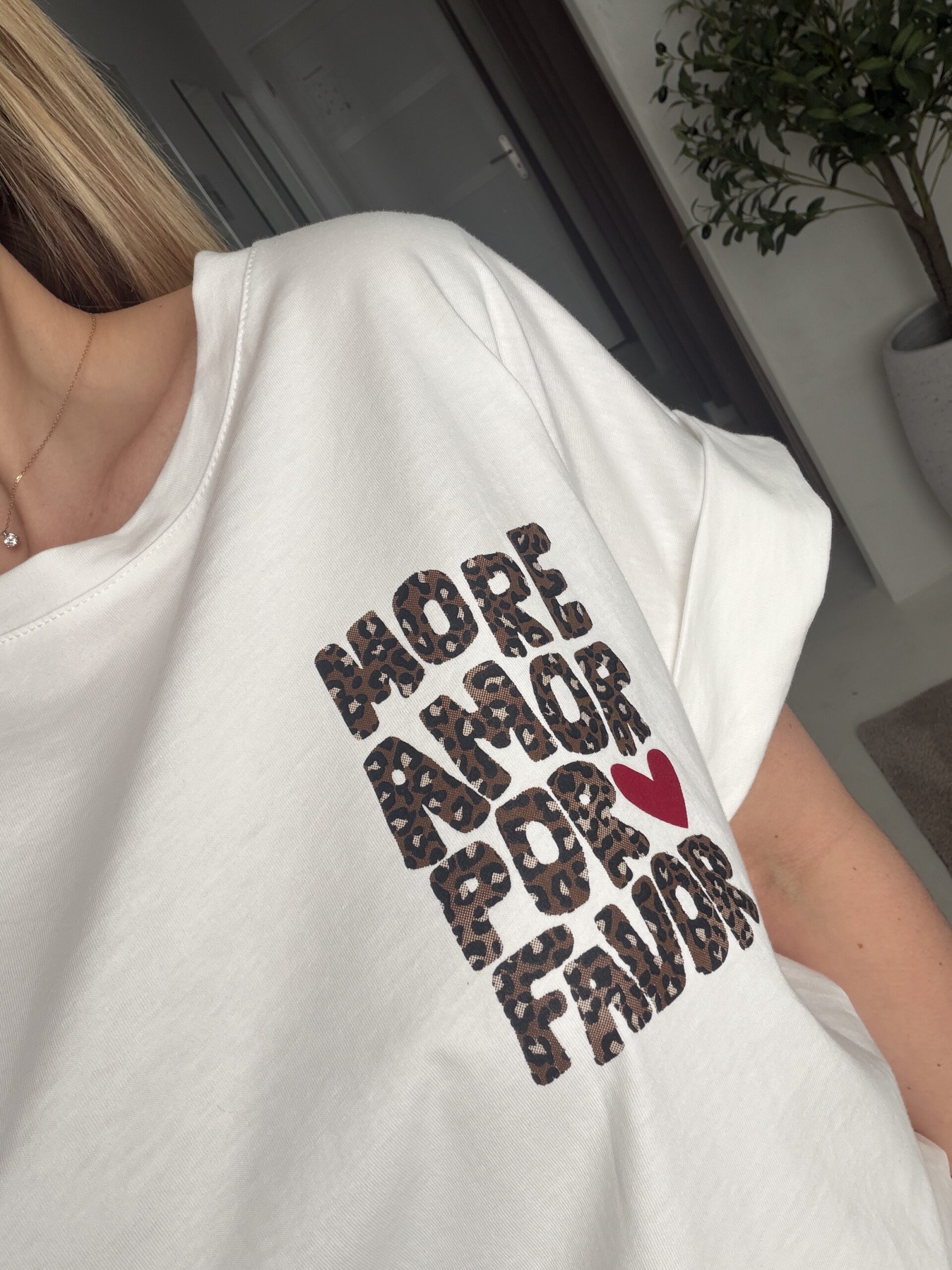 T-shirt blanc more amore por favor léopard — vue 2