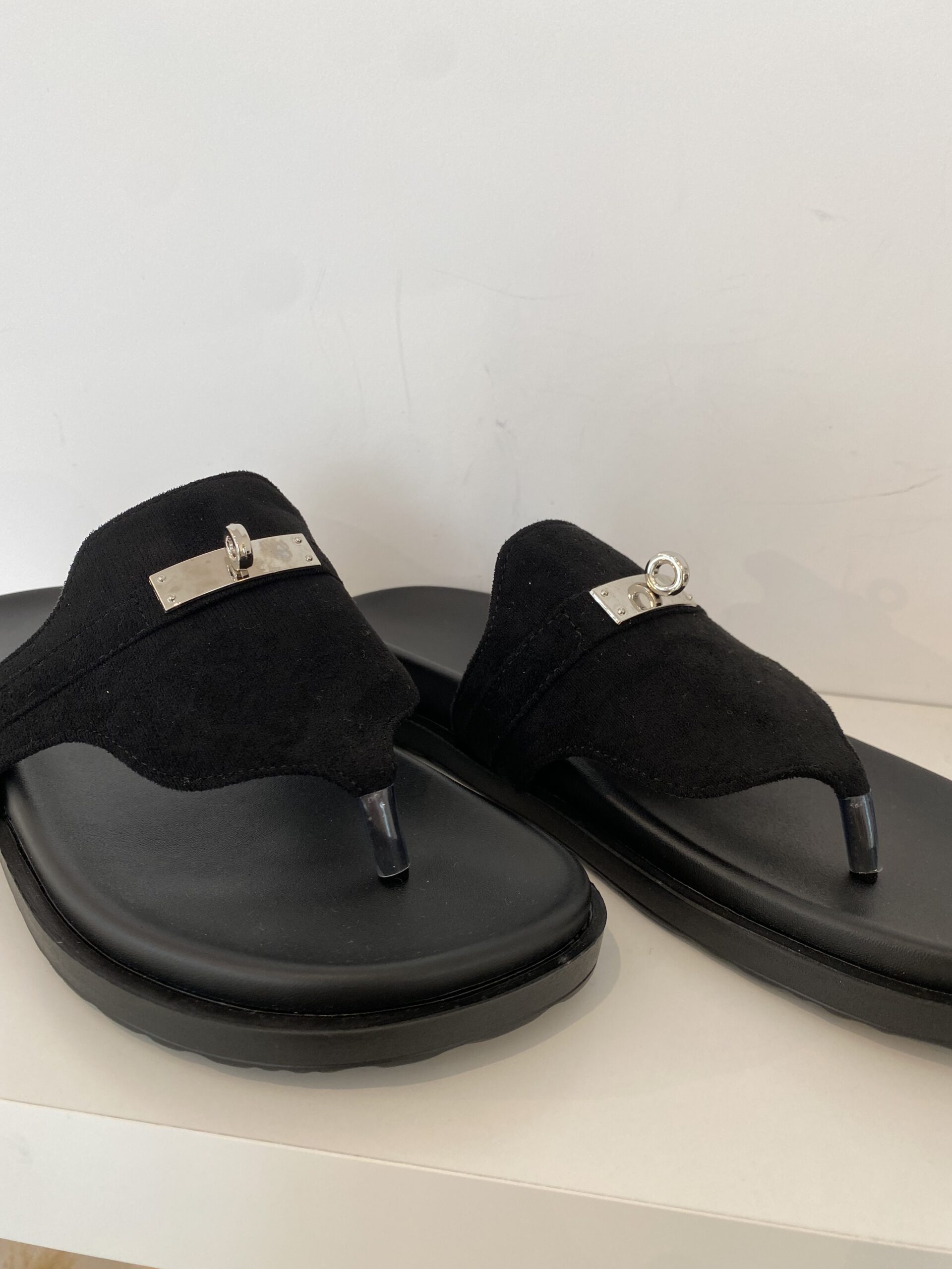 Tongs à détail métallique — vue 3