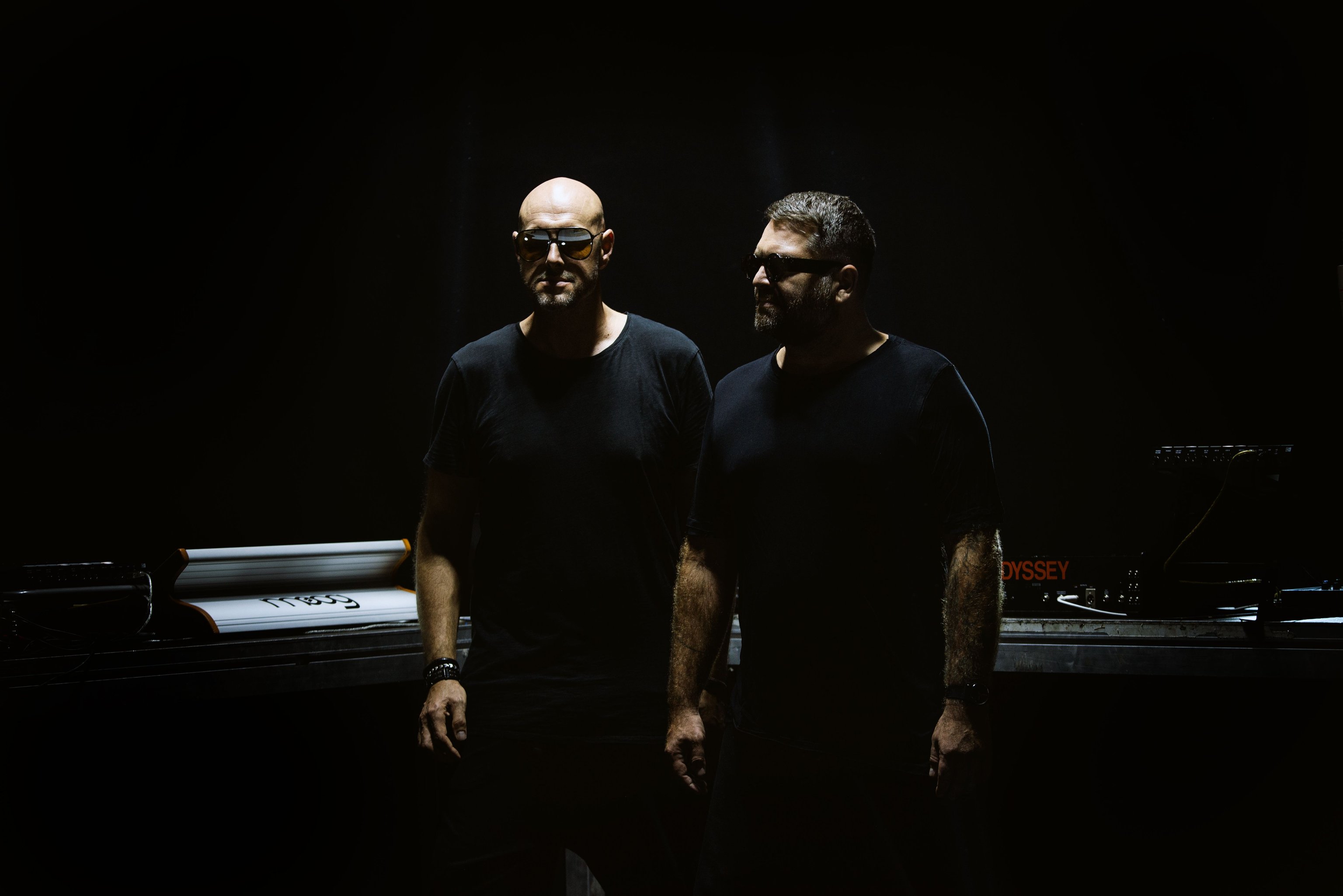 Café del Mar Launches First Artist Album With Legendary Electronic Duo Pig&Dan