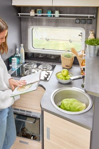 2023_rm_de_luxe_t75_hge_in_kuechenplanung_056_BEAR_PRESSE