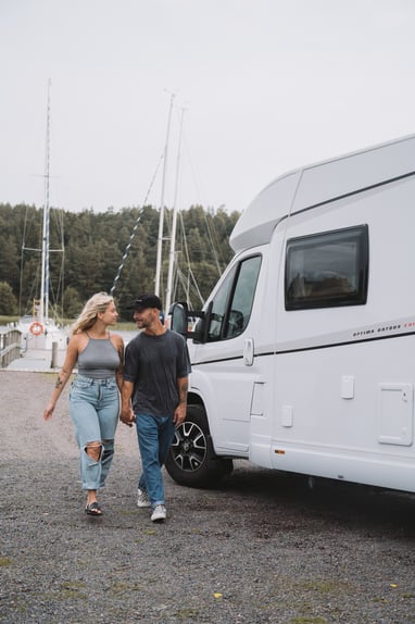 Samanta Katz_romantic road trip_Touring Cars holiday_220805SDK-040