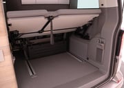 UrbanVan-Sisa6-Takaosa