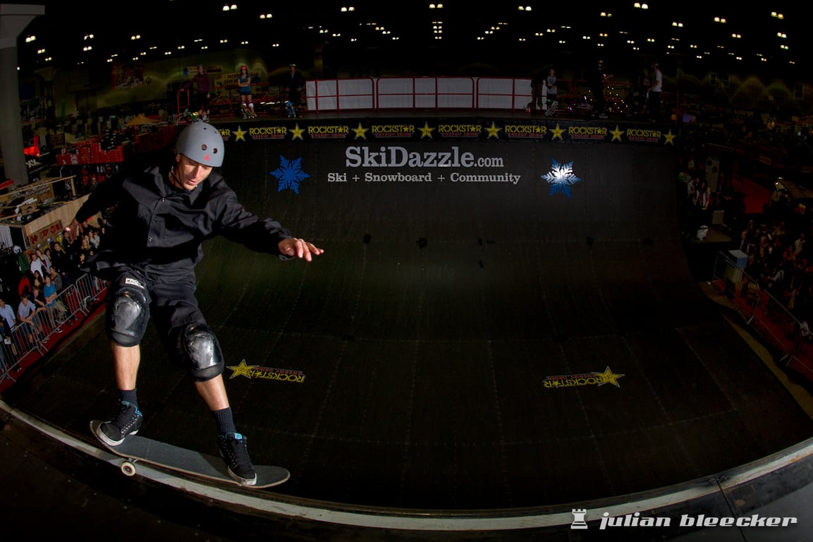Chris Gentry performing a Smith grind.