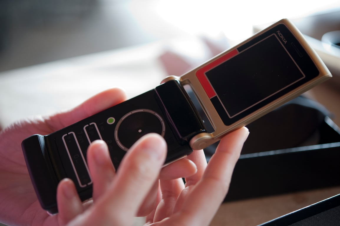 Handmade Star Trek communicator mobile phone prototype by Andrew Gartrell.
