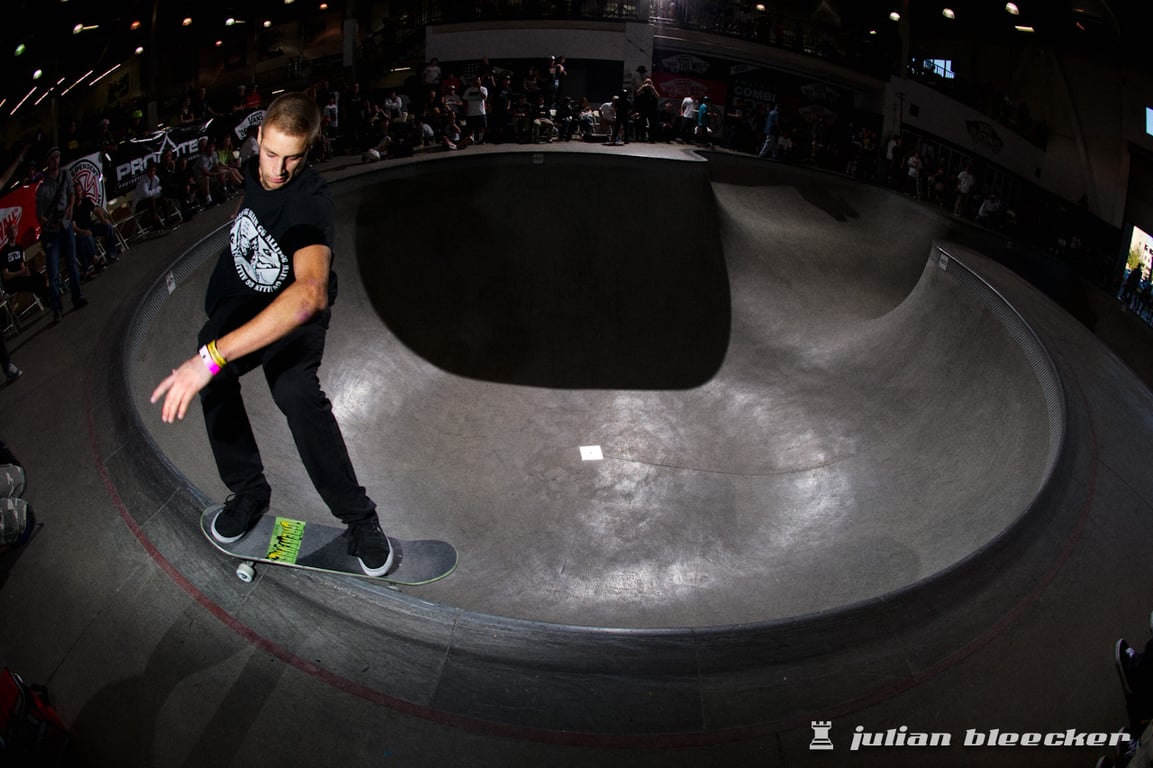 Grayson Fletcher performing a Smith grind.