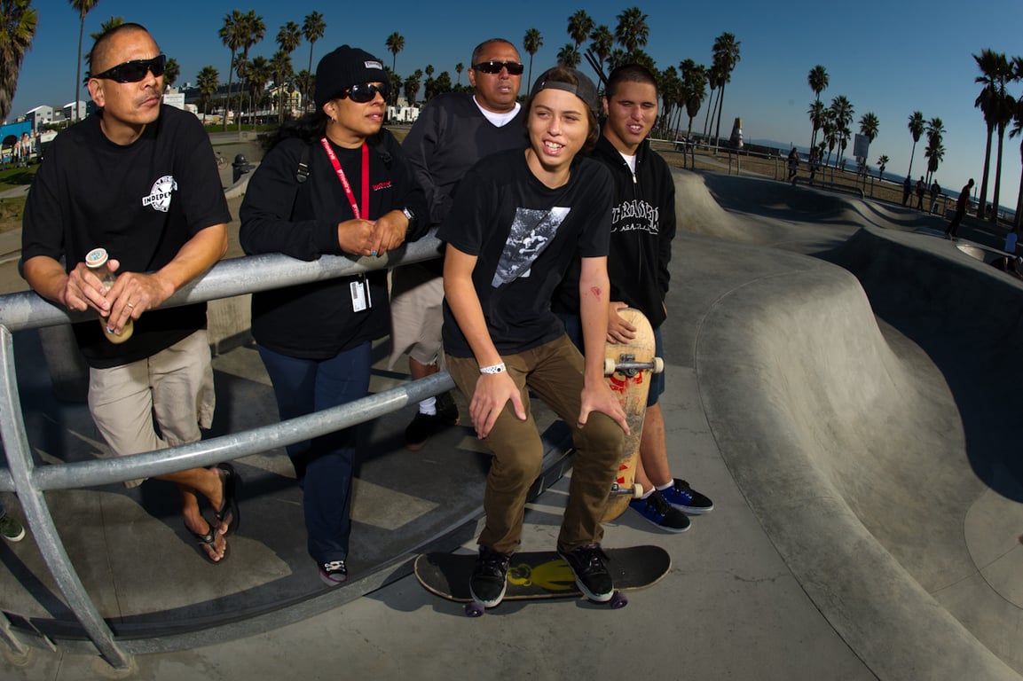 Noah Montes performing a Smith grind.