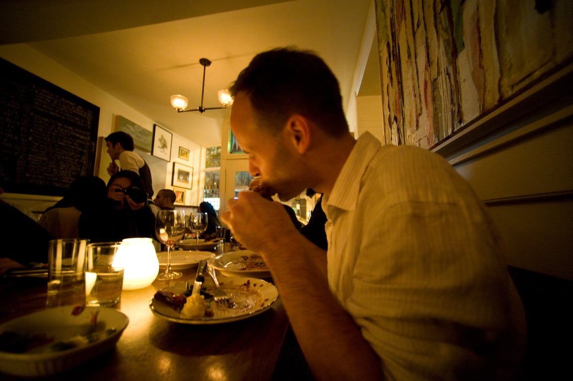Photograph from Design Engaged 2008 in Montréal; tagged dopplr:eat=9kj0.