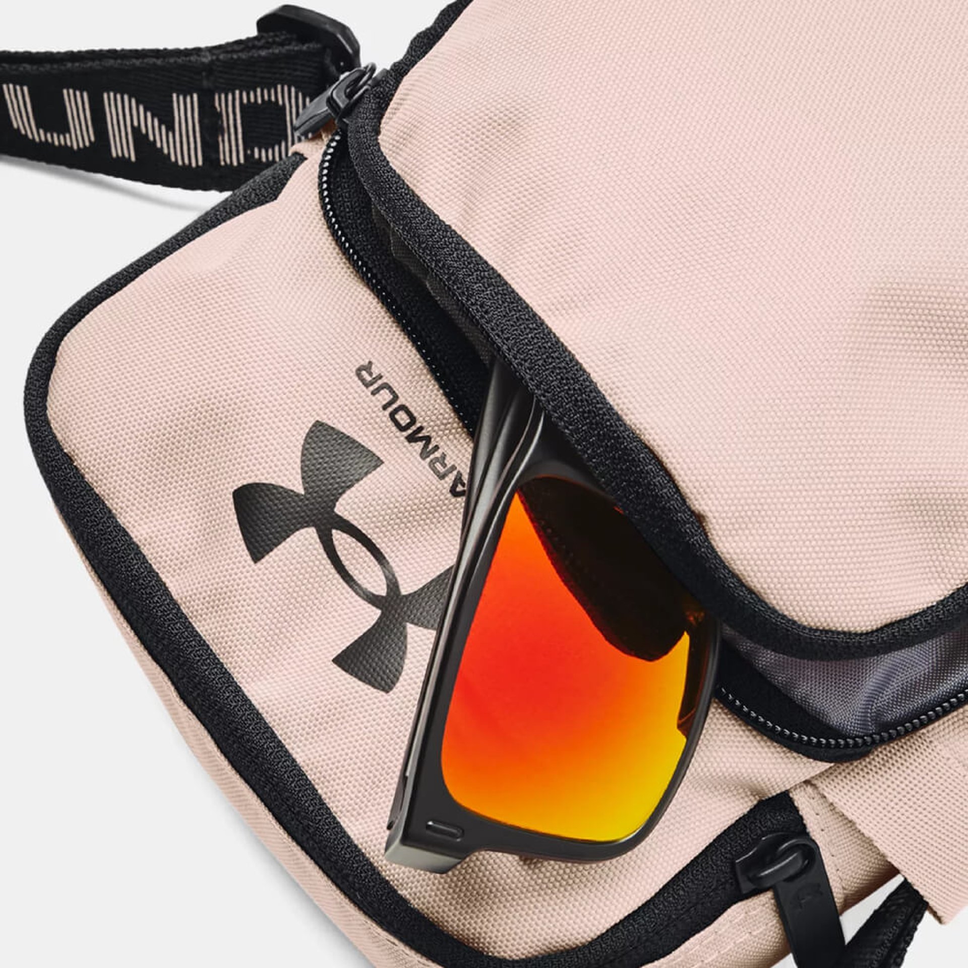 Чанта Under Armour Loudon Crossbody 1364192-667