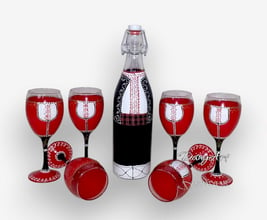 Рисуван комплект шест чаши за вино и бутилка – Народна носия 2