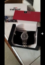 Продавам часовник Tissot courtier Quartz 470