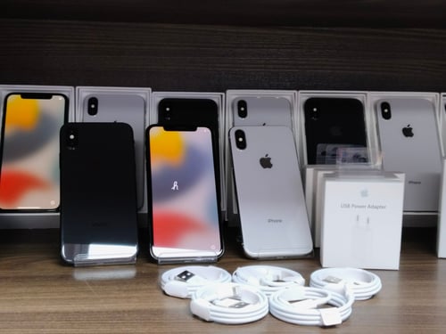 Apple iPhone X 256GB 6 месеца ГАРАНЦИЯ/ опция ЛИЗИНГ + ПОДАРЪЦИ .