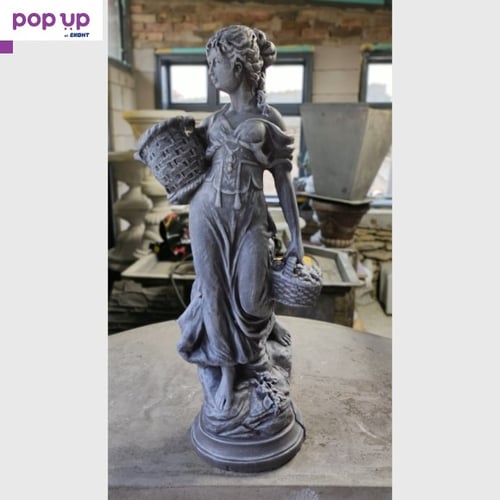 Статуя Девойка с кошници от бетон – “Андромеда”