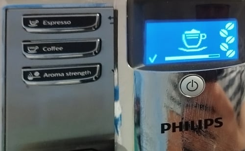 Кафеавтомат Филипс с кана за мляко