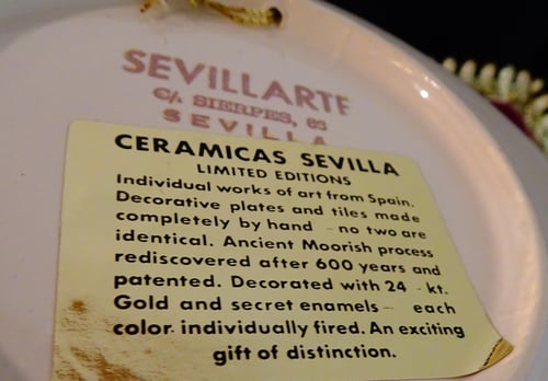 Испанско дизайнерско плато с 24 карата злато,емайли.