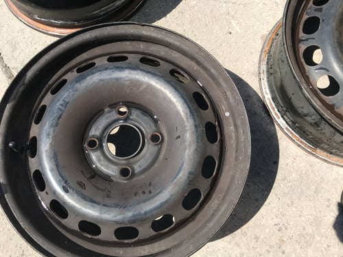 Ламаринени джанти за Audi B3/B4 6Jx15H, ET37, 4x108 mm, 8A0 601 025 G