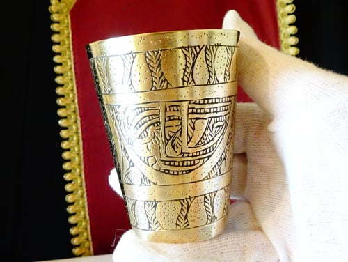 Персийска бронзова чаша 8 см.