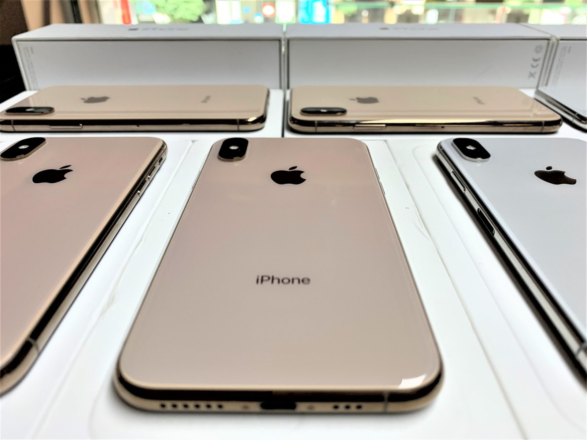 Apple iPhone XS 64GB - 6 месеца ГАРАНЦИЯ + ПОДАРЪЦИ / ЛИЗИНГ