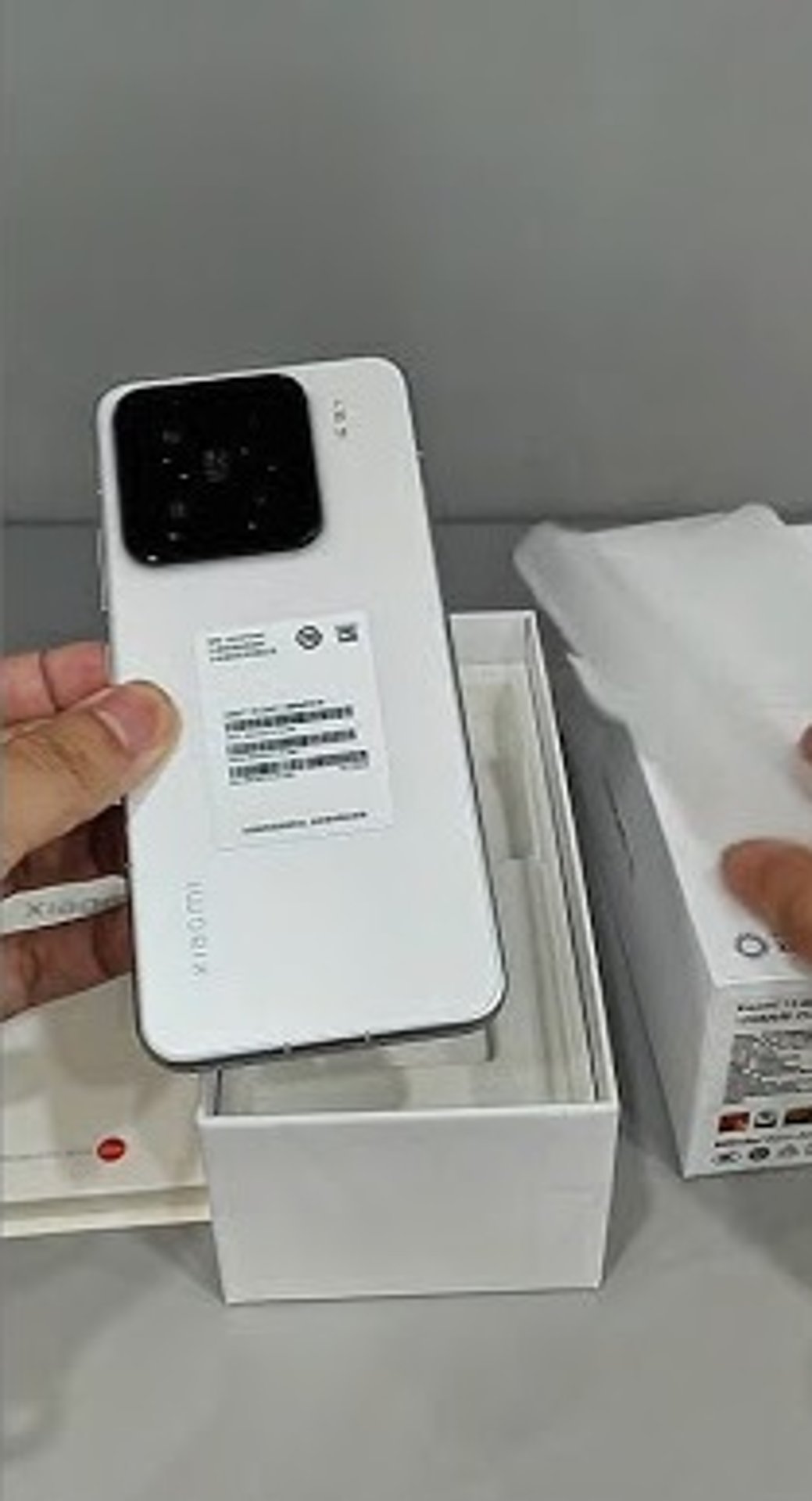 Xiaomi 15 Dual sim 5G (възможно с EU rom с меню на български) от Getmobile