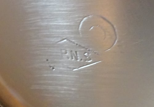 Английска захарница никелово сребро,маркирана.