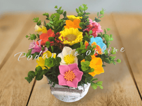 Ароматен букет от сапунени цветя в метална кашпа Идеален подарък за всеки повод