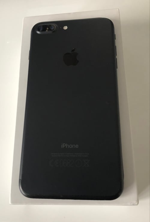 iPhone 7 Plus Black,Черен 32 GB чист iCloud 81% батерия