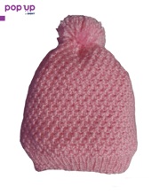Плетена шапка за момиченце с помпон