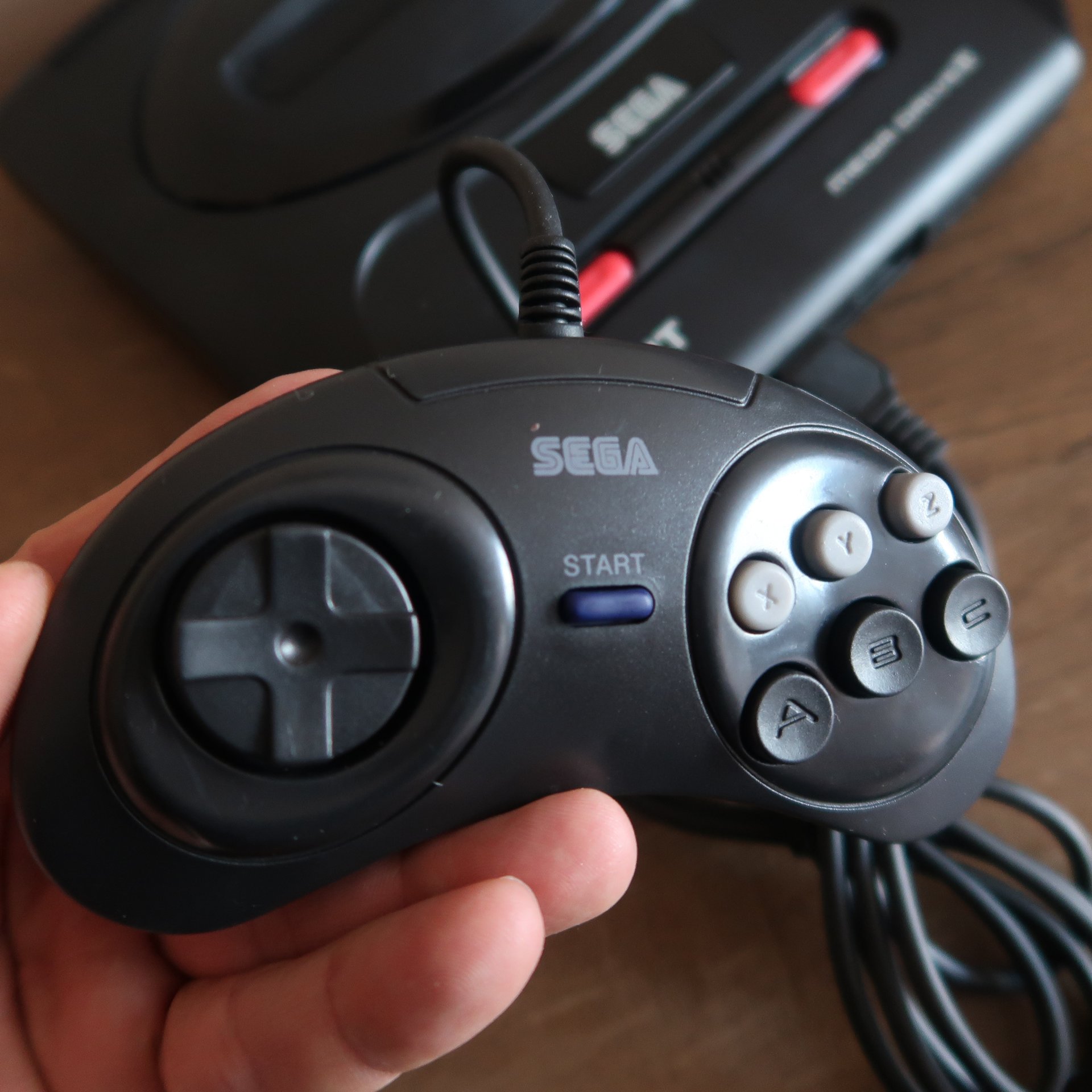 Джойстик за Sega Mega Drive 1,2 и Sega Genesis