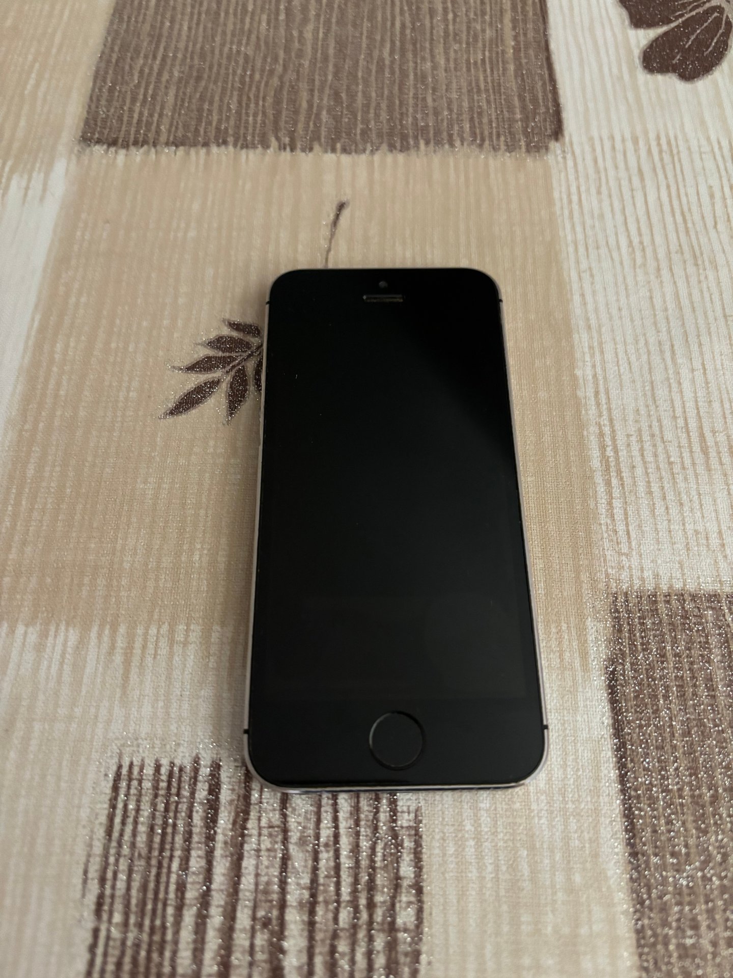 Продавам Iphone 5S за части